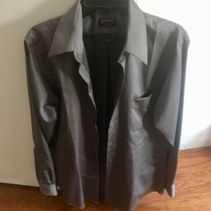❌donated❌ Arrow men’s dress shirt